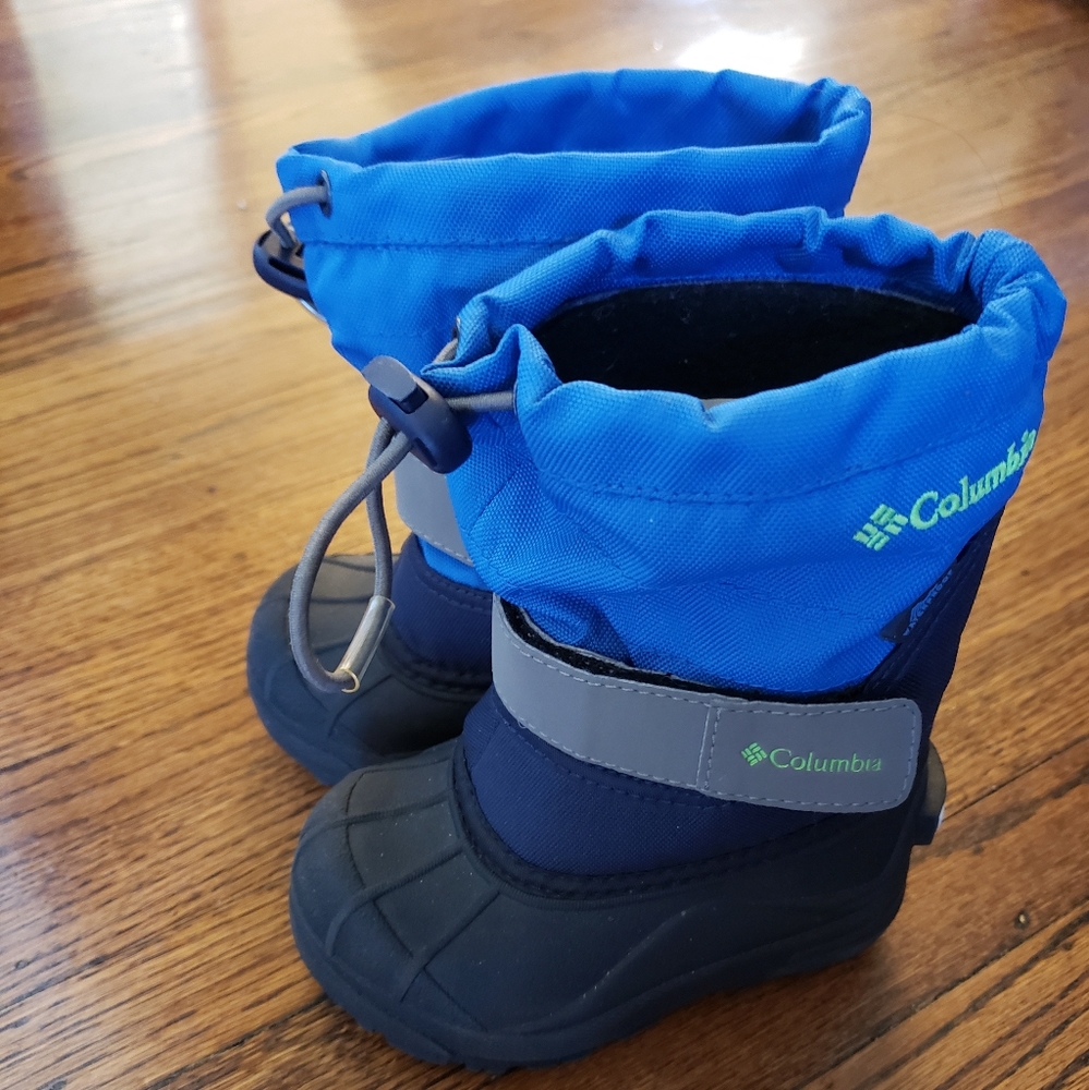 Columbia snow boots toddler size 7